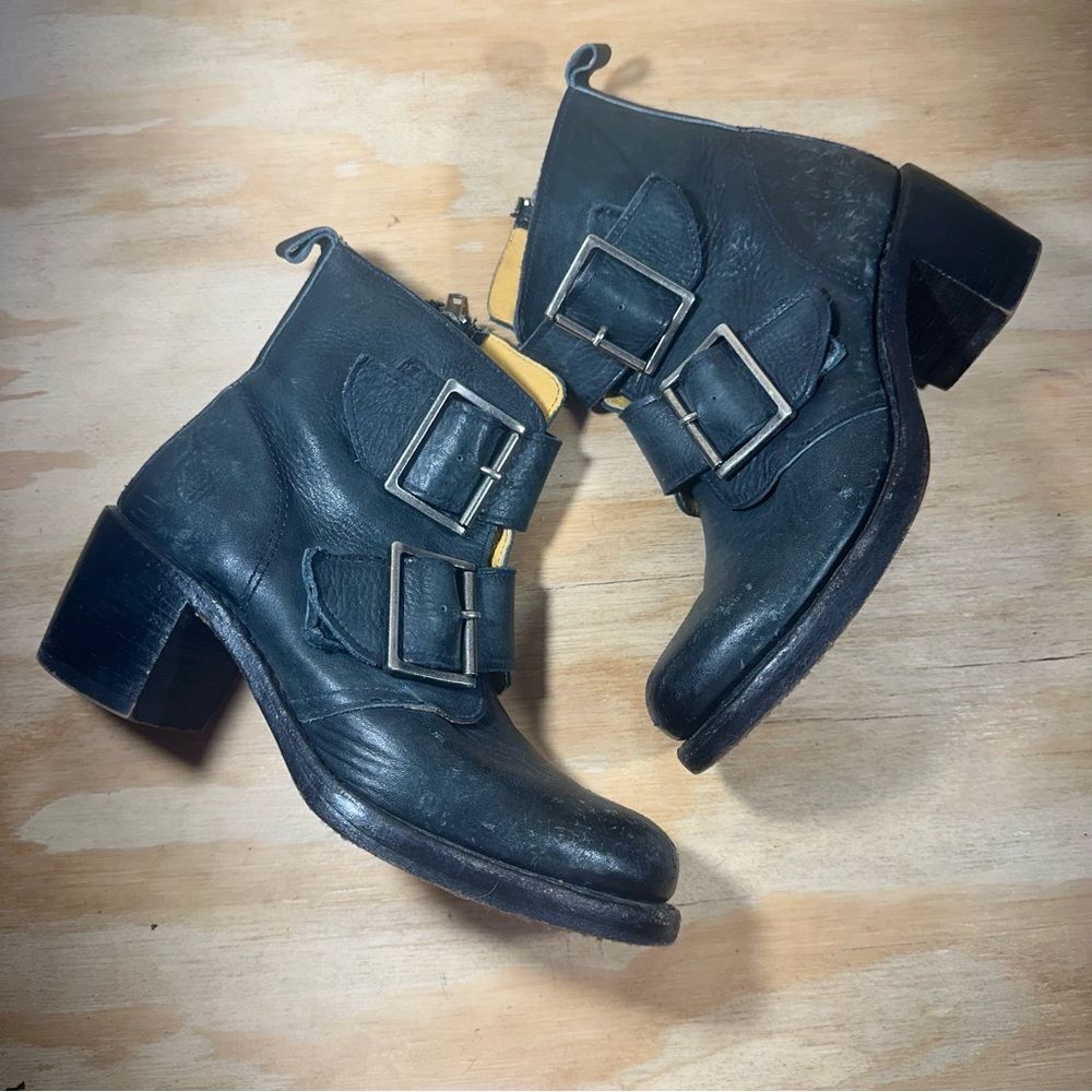 Frye Sabrina Double Buckle Black Leather Moto Boots Women’s Size 7 - Picture 2 of 8